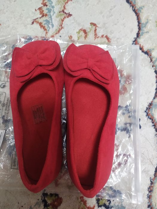 Балетки на девочку,красные,нарядные