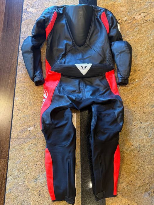 Екип на дайнезе,носен веднъж.52