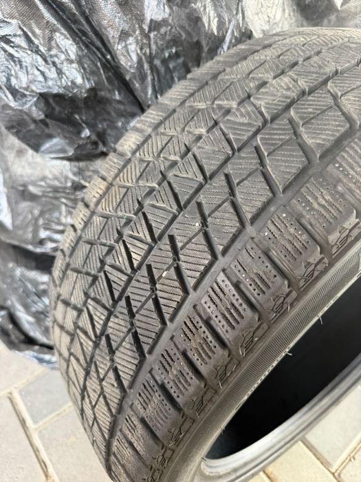 Зимние шины, 245/40R19