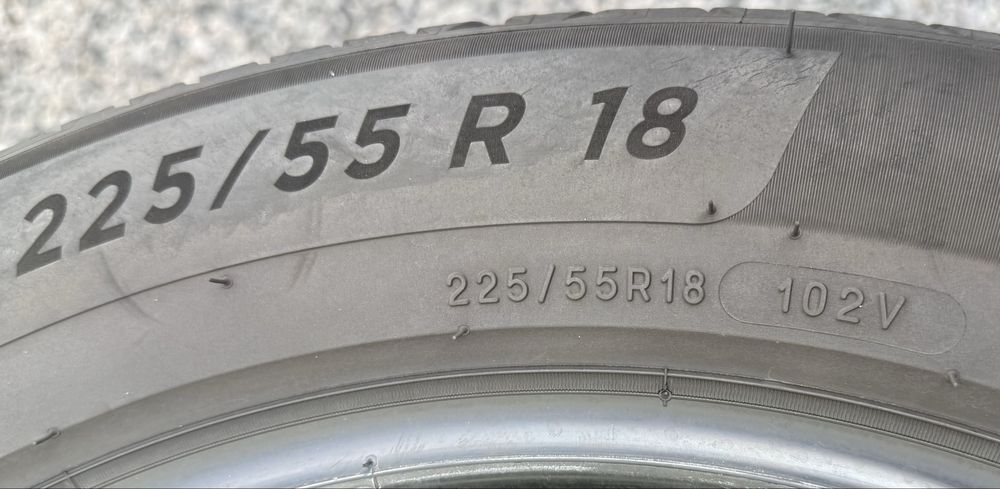 4бр 225/55/18 на 7мм с 21дот Мишелин Прамиси 4