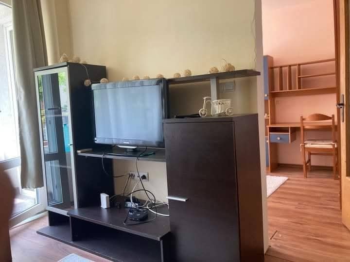 Двустаен апартамент под наем с ТОП локация в Бургас