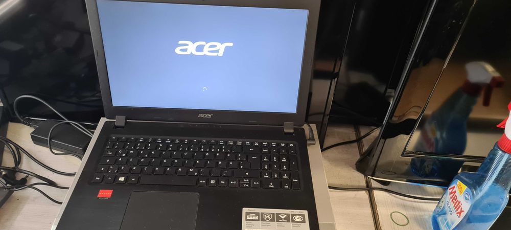 Лаптоп Acer Aspire 3  A315-21-998S  перфектен