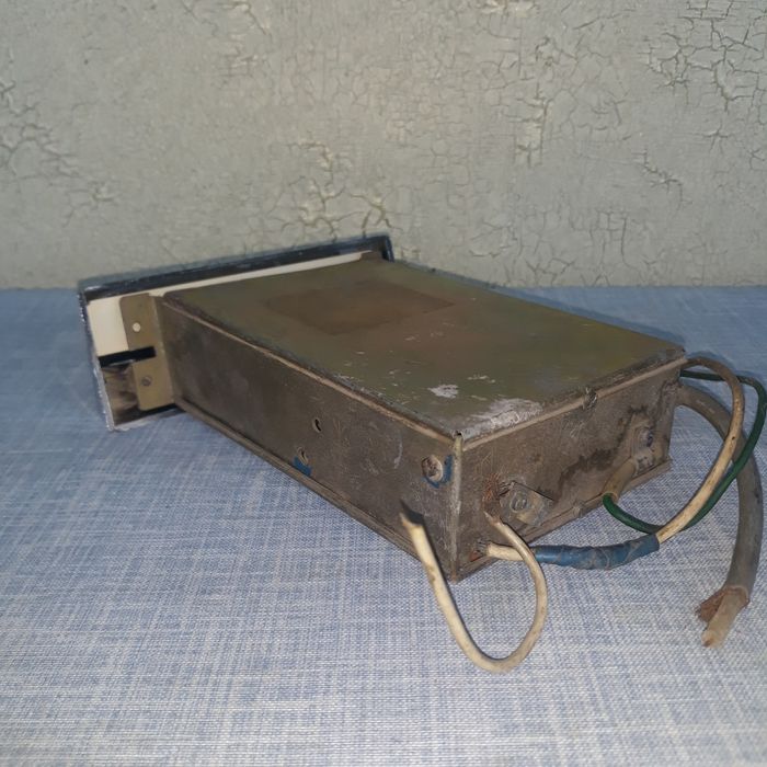 Авторадио ВАЗ 21011.