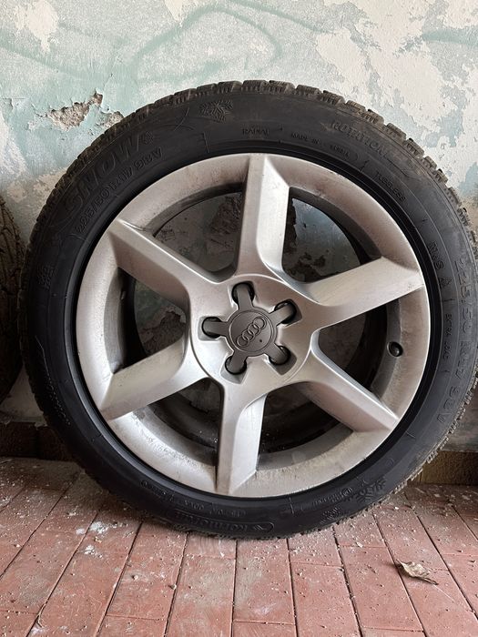 Ауди джанти 17 цола със зимни гуми