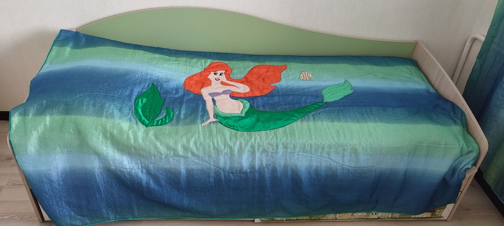 Продам покрывало, штору и ламбрикен