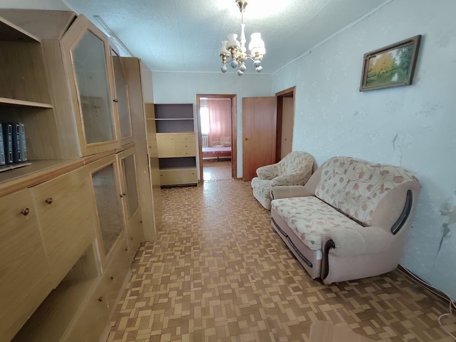 Продается  3-комн (5-18, 4 эт)