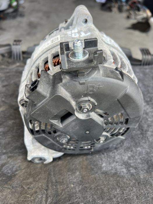 Alternator BMW  2.0 b47c20b seria 1 seria 2  , x1 x2  (F45/F46) 2014-2021 8627125 12385