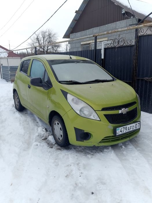 Продам автомашину автомат SPARK