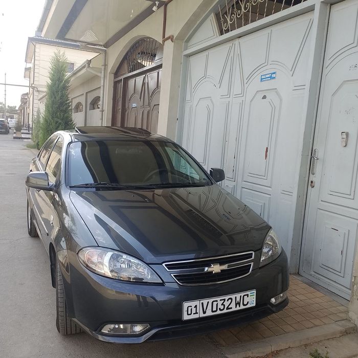 Chevrolet gentra sotiladi