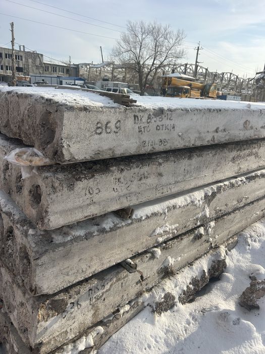 Продам плиты перекрытия в хорошом состояние б/у