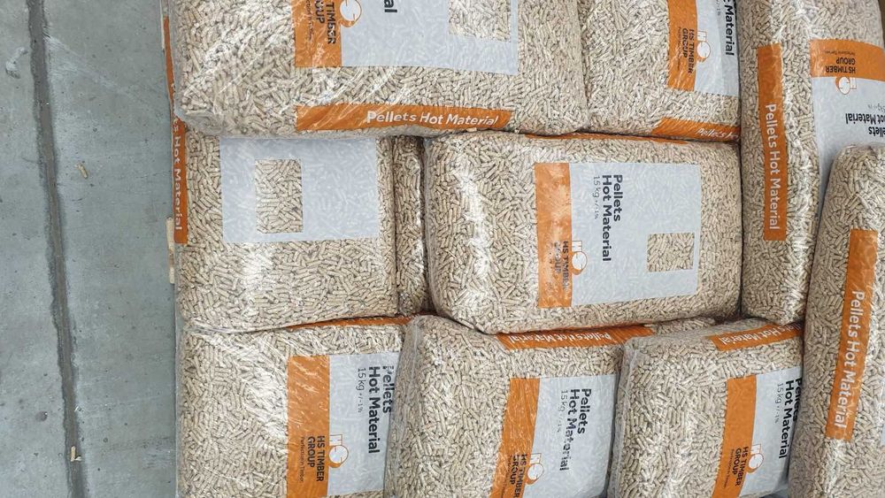 Peleti A1 - brad 100% HS Timber Group