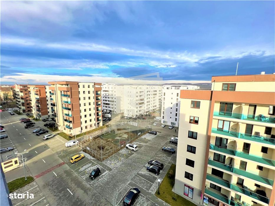 Apartament 3 camere 2 bai balcon mare 2 parcari D-na Stanca