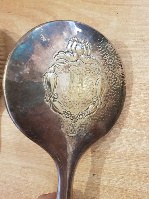 Oglinda si Perie Vechi / Placate cu Argint / Colectie