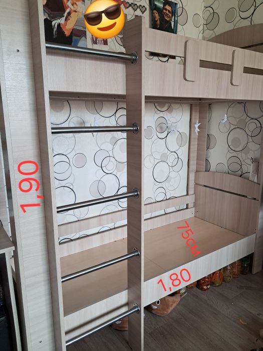 Продам двухярусную кровать