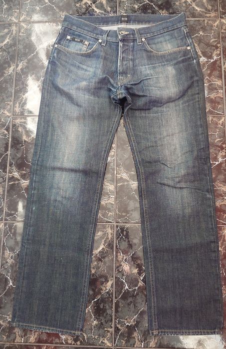 Мъжки дънки Boss размер 32