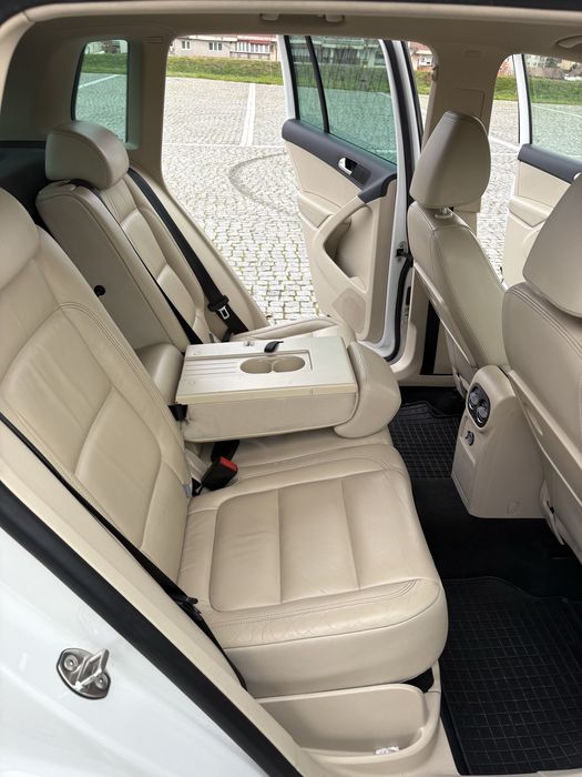 Volkswagen Tiguan 4Motion – Full Opțiuni – Stare Excelentă