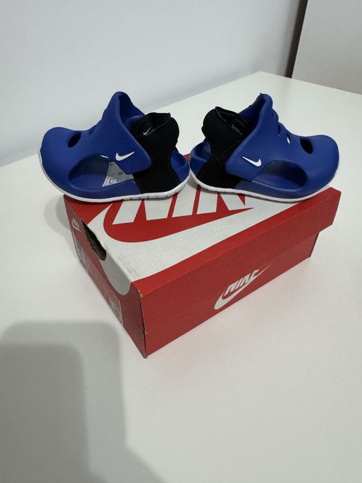 Sandale Nike baietei marimea 18.5