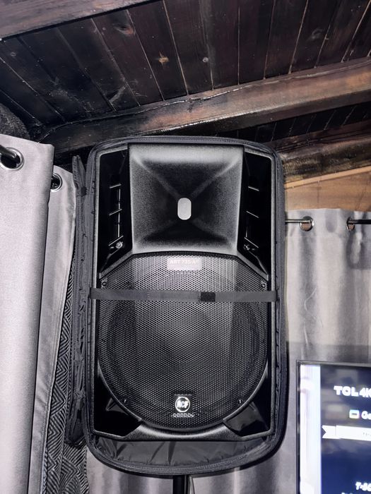 Ативни тонколони RCF 735