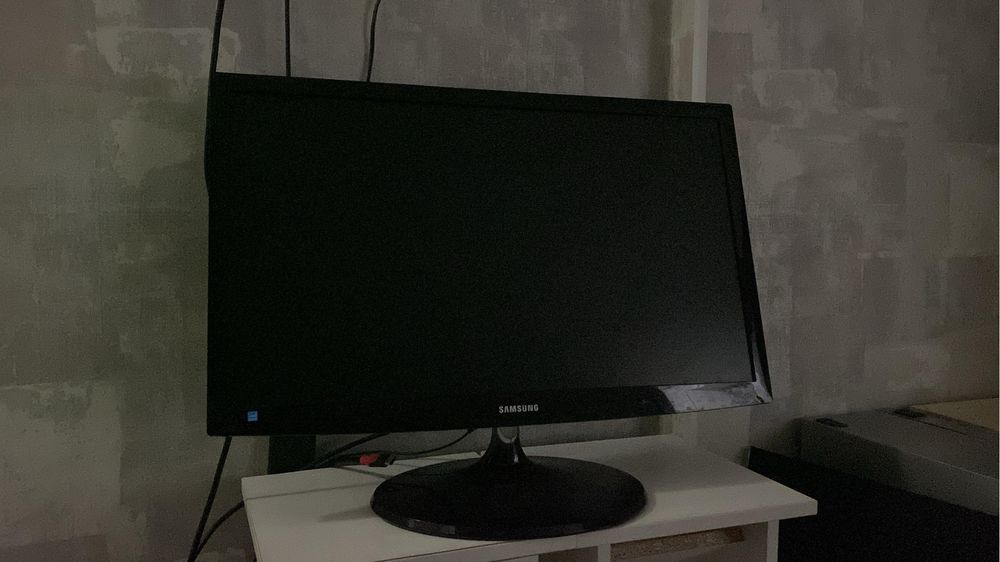 Компьютер монитор и прочее
