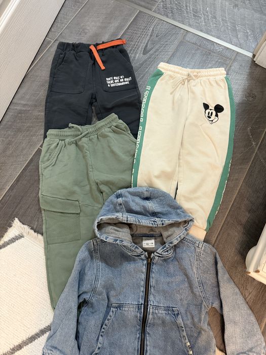 Детски панталони - блузи