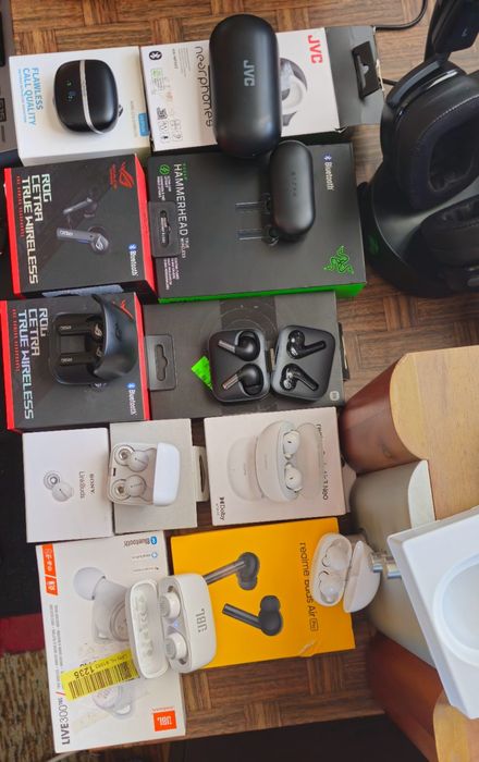 Оригинални слушалки за части