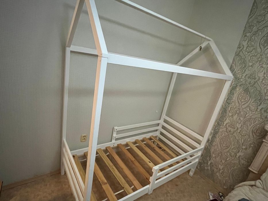 Детский кровать с матрасом