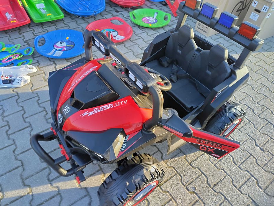 SAFARI двуместен акумулаторен джип BEAST 4x4 червен