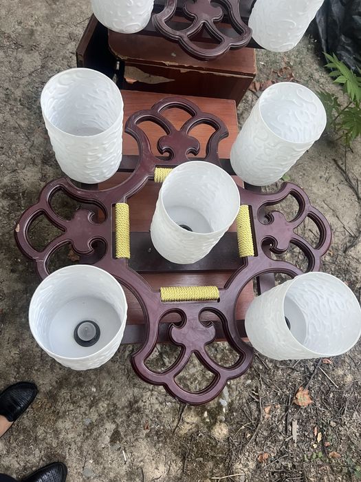 Декорние люстры для участков  б /у. некотор требуют ремонта цена  99т