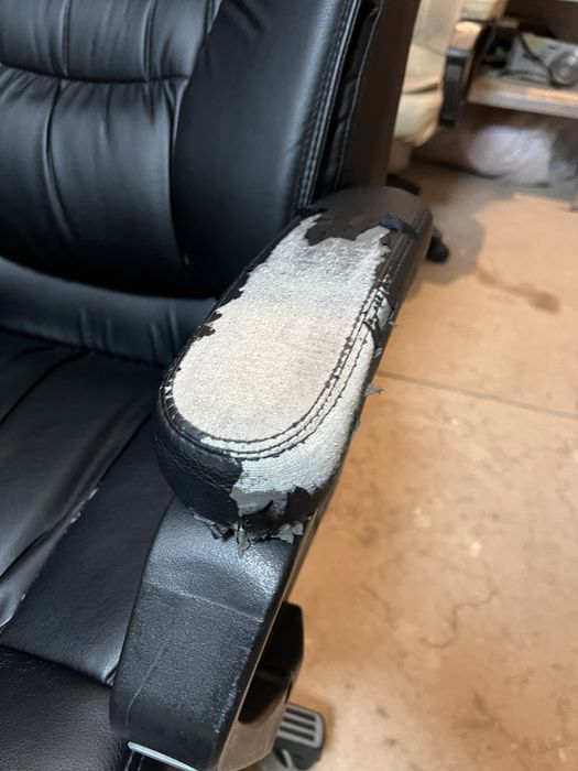 Продам несколько кресел