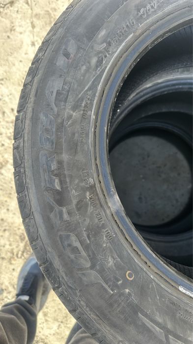 Продам шины 215,65,16