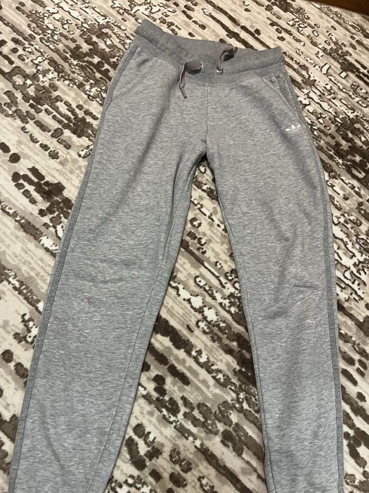 Дамски оригинален екип Adidas M размер