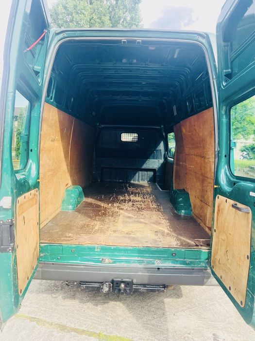 Ford Transit model lung
