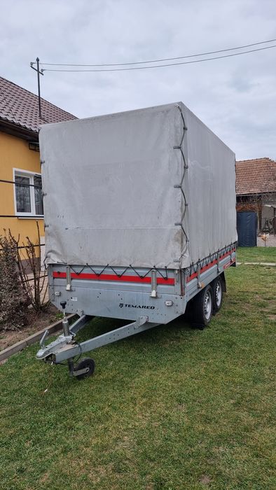 Vând Remorca 750 kg