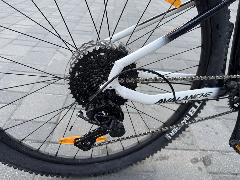 GT Avalanche Comp 2023 marimea S 27,5.