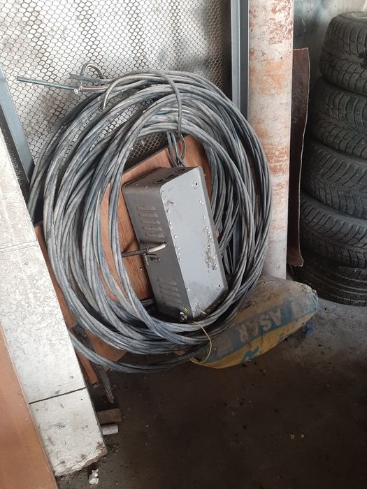 Кабель высоковольтный 4 жильный