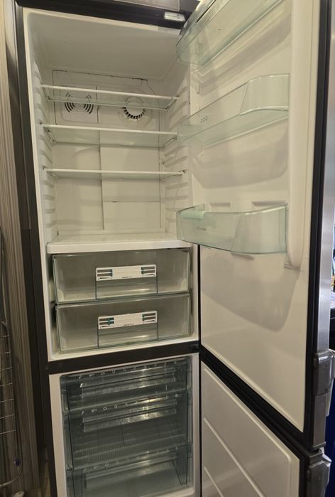 Продам холодильник Electrolux