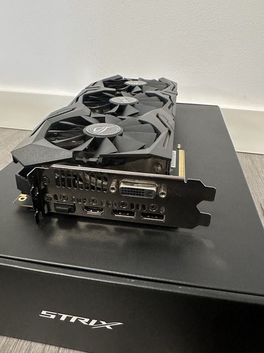 Placa video ASUS GeForce GTX 1080 Ti ROG STRIX 11GB DDR5X 352bit