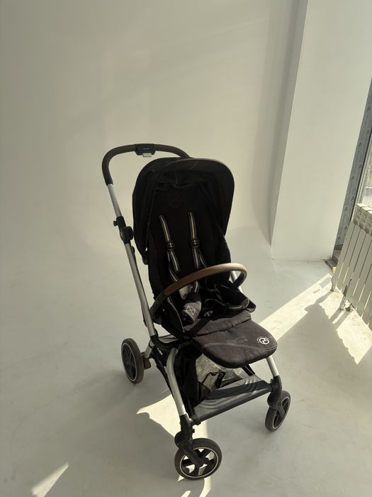 Продам коляску cybex