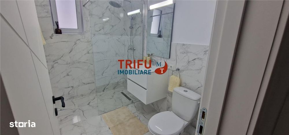 Apartament 3 camere de vanzare zona Arex