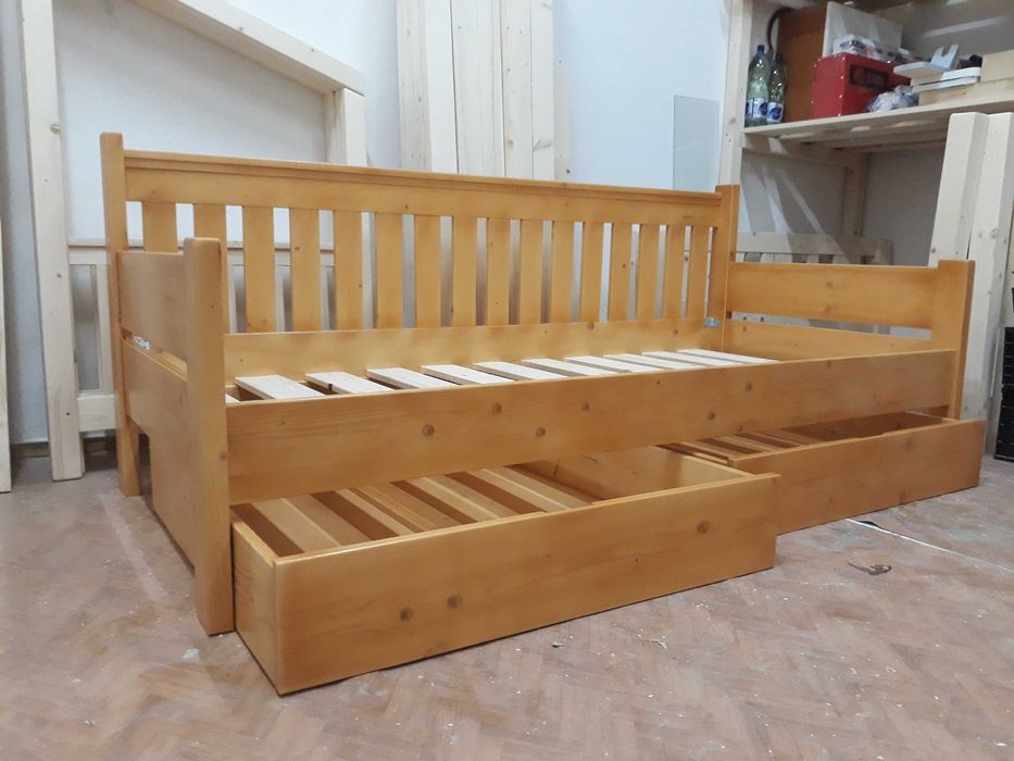 TRANSPORT GRATUIT.Pat lemn masiv cod 113