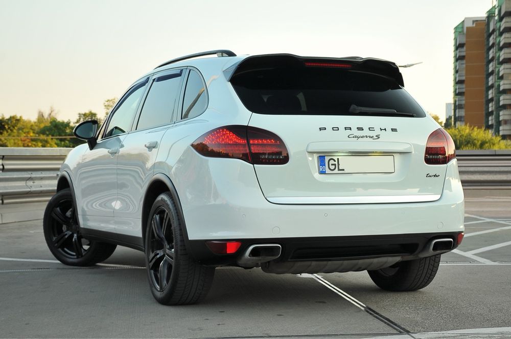 PORSCHE Cayenne 2013 — imagine 3