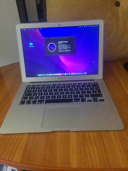 Macbook Air 13 inch 2017 - Stare Foarte Buna