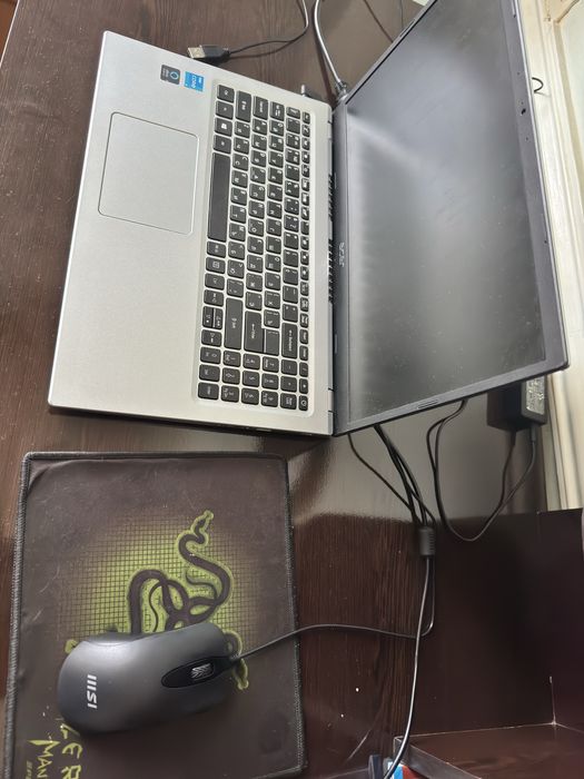 Ноутбук acer aspire 3