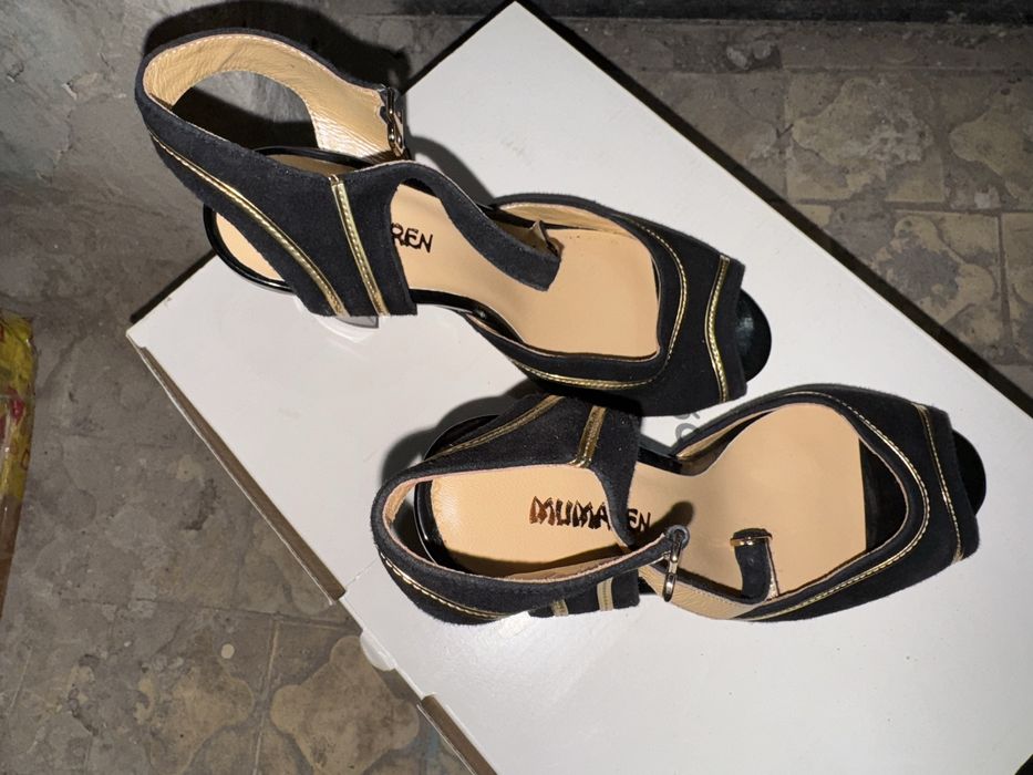 Продается за 30.000 тысячи новые