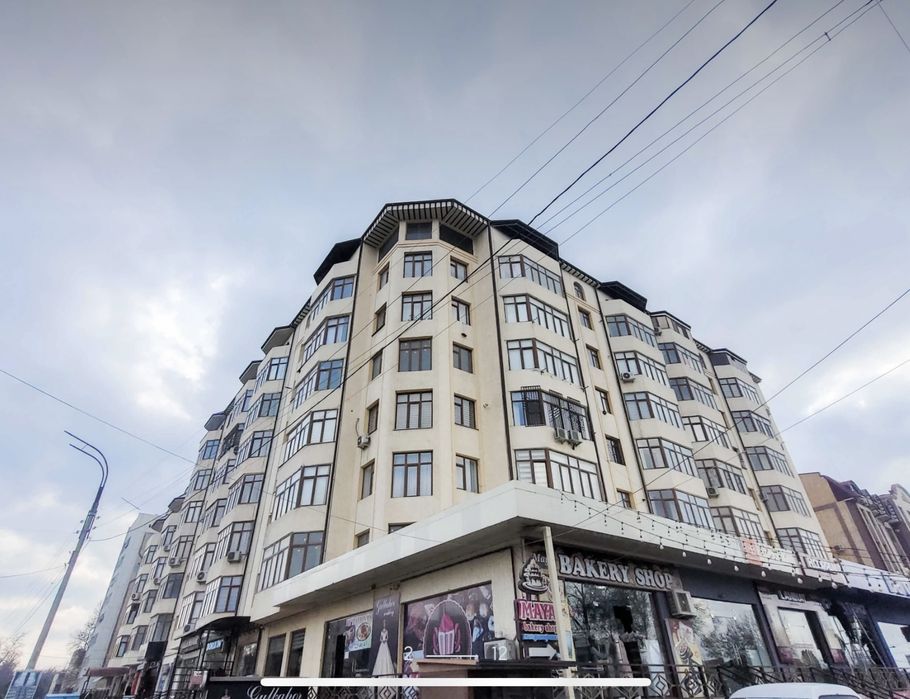 Новостройка , коробка  124 м2 в микрорайоне ориентир Арка