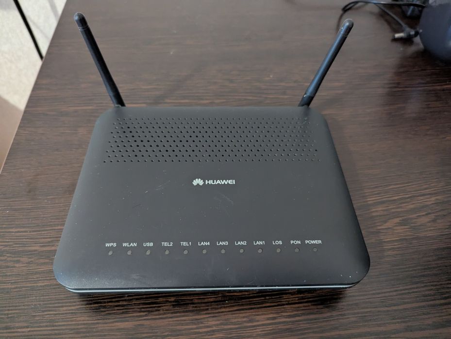 Оптический Роутер Huawei HG8245