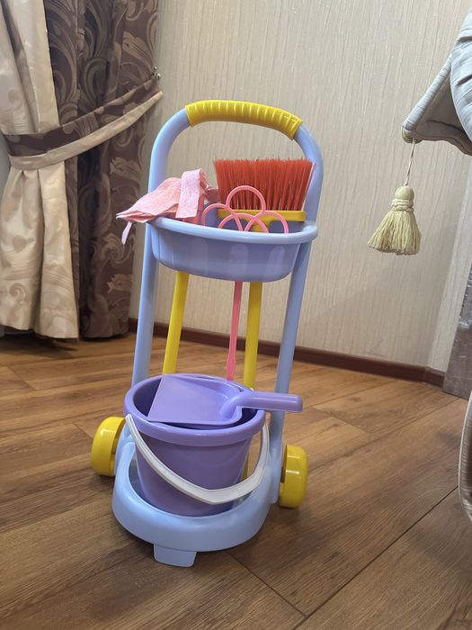 Продам игрушки детские