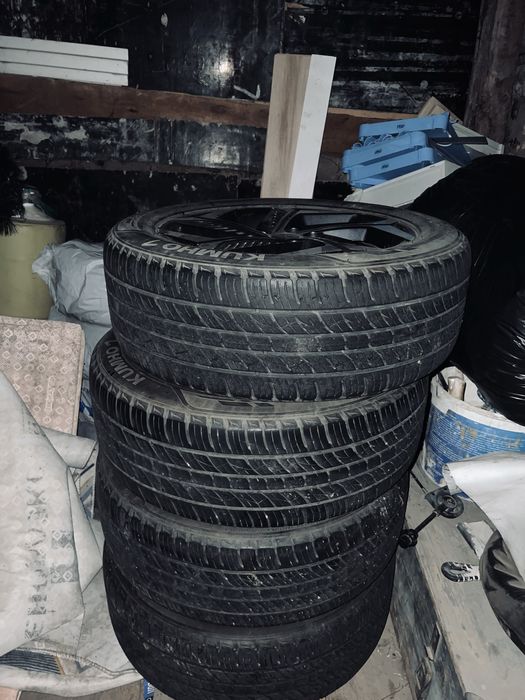 Диск 19размер  235/55/19 Kumho