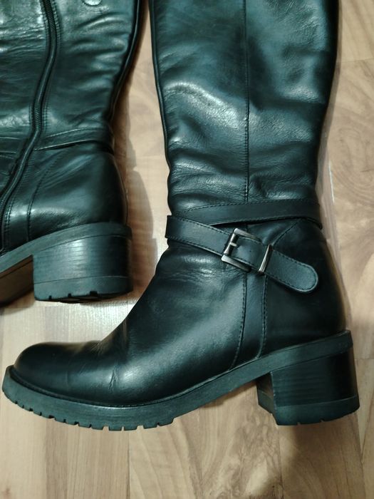 Кожаные ботинки (3 пары)  р.37, р.38 и кожаные сапоги (2 пары) р. 39