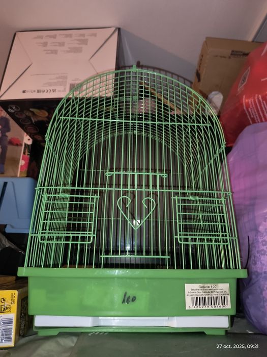 Vând colivie perusi